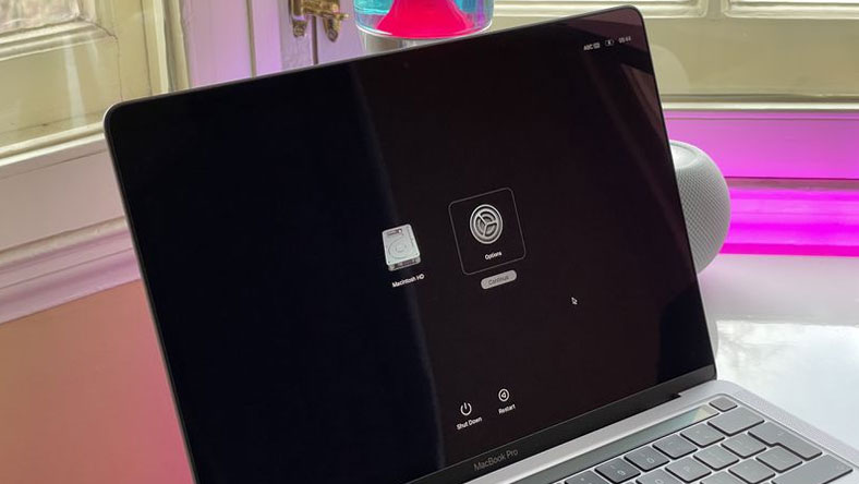 Cách kết nối bàn phím và chuột Bluetooth trong Khôi phục macOS