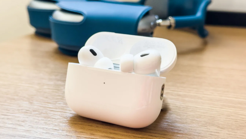 Apple phát hành phần mềm mới cho AirPods Pro trước khi ra mắt iOS 18 vào tuần tới