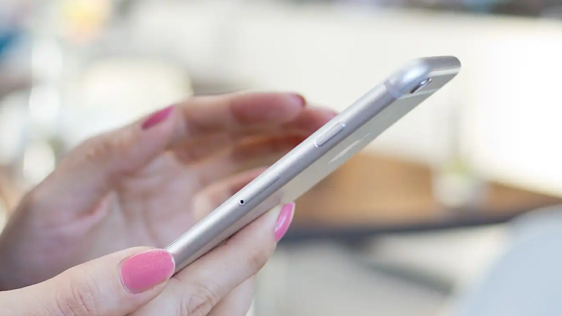 Cách sửa iPhone hoặc iPad không bật được