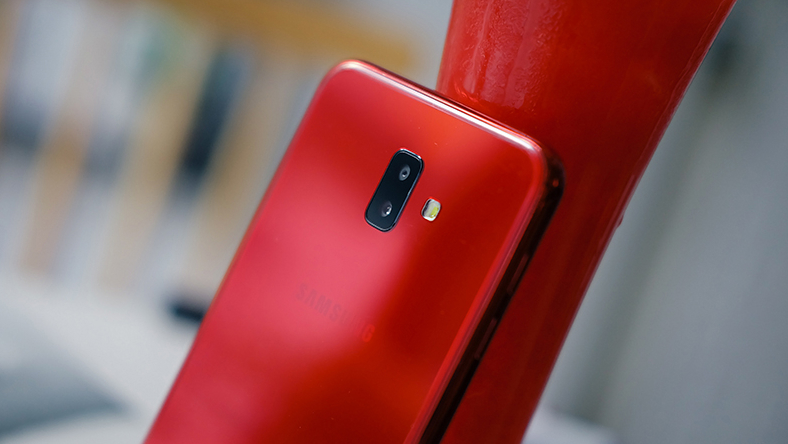 Samsung J6 Plus Sạc Pin Bị Tụt Nhanh: Nguyên Nhân Và Cách Khắc Phục Hiệu Quả