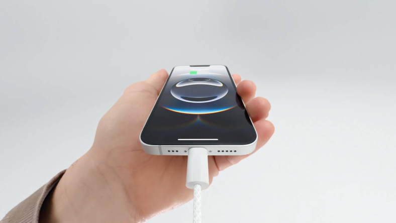 Dung lượng pin của iPhone 16e được tiết lộ trong bài kiểm tra thời lượng pin thực tế