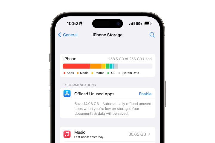 iOS-16-Settings-iPhone-Storage-with-Enable-Offloading-prompt