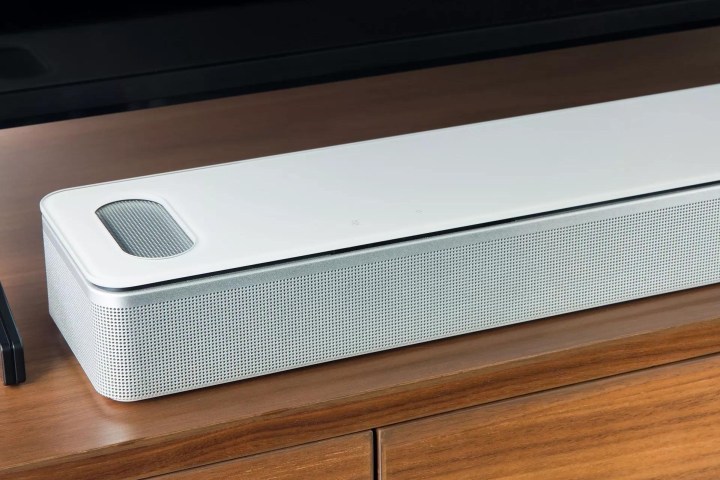 Bose Smart Ultra Soundbar tích hợp Chromecast.