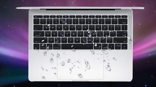 Macbook bị vô nước