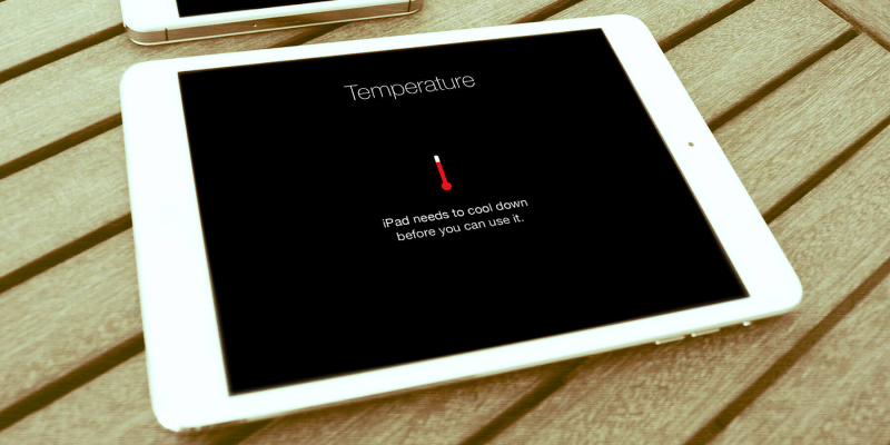Máy quá nóng có thể là nguyên nhân khiến iPad không nhận sạc pin