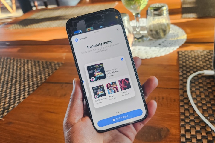Shazam nhận dạng nhạc trên iPhone