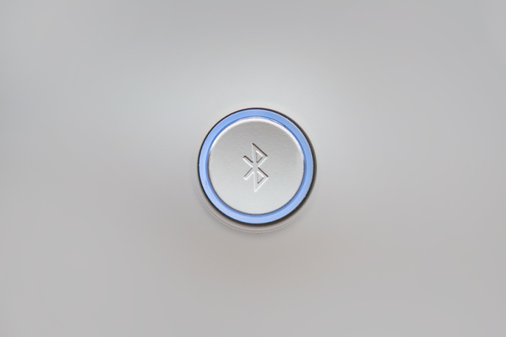 bluetooth-button-blue-91282-feat