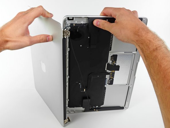 Thay màn hình MacBook Air 13-inch 2011