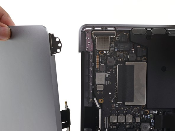 Thay màn hình MacBook Pro 13-inch 2016