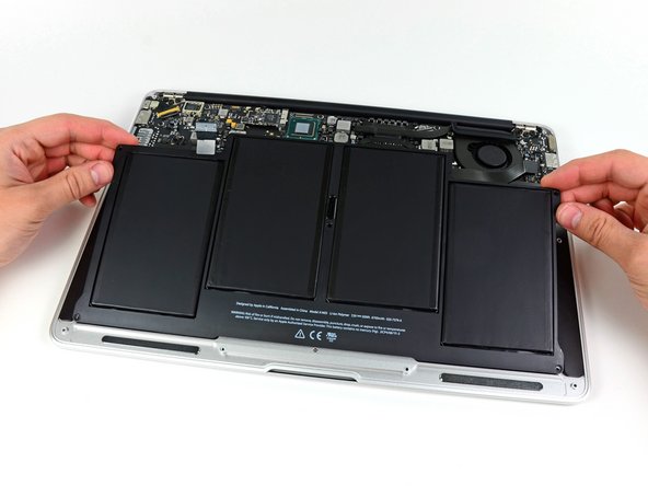 Thay pin MacBook Air 13-inch 2011 A1369