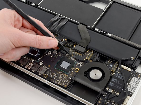 Khi gặp phải các dấu hiệu trên, đã đến lúc bạn cần thay pin cho MacBook của mình