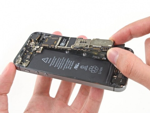 Sửa iPhone SE ic wifi bluetooth