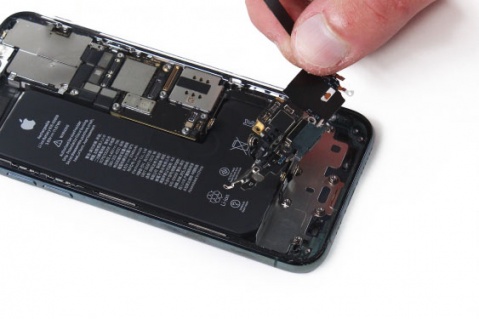 Thay mic thoại iPhone 11 Pro