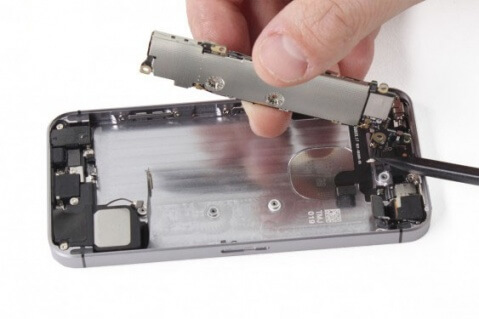 Sửa lỗi Main IC Hiển Thị Cảm Ứng iPhone 5 SE