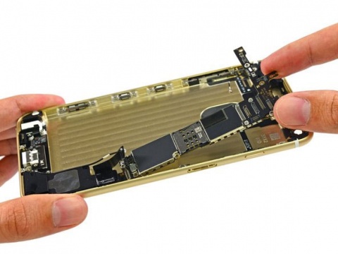 Sửa main iPhone 6 Plus bị mất đèn màn hình