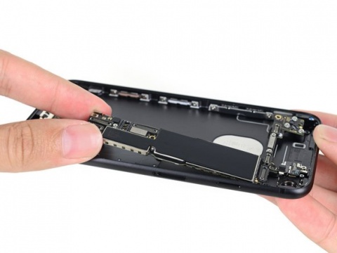 Sửa main lỗi IC sóng iPhone 7