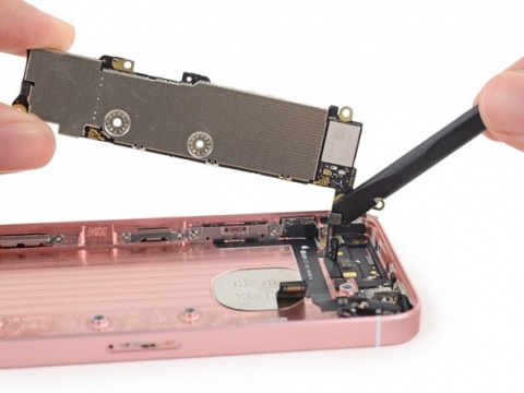Sửa main lỗi IC nguồn iPhone SE