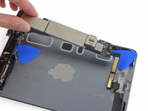 Sửa main iPad mini 2 bị lỗi không nhận sạc