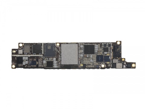 Sửa main iPhone XR bị hư camera