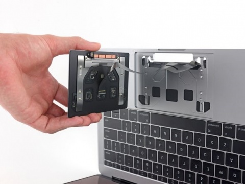 Thay trackpad MacBook Pro 13 inch 2019 A2159