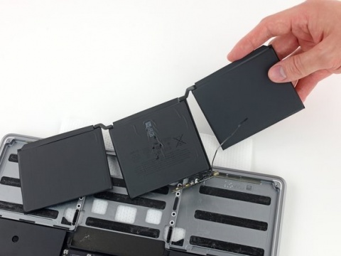 Thay pin MacBook Pro 13 inch 2019 A2159