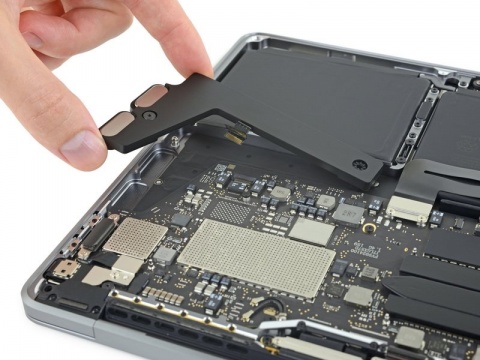 Thay loa MacBook Pro 13 inch 2019 A2159