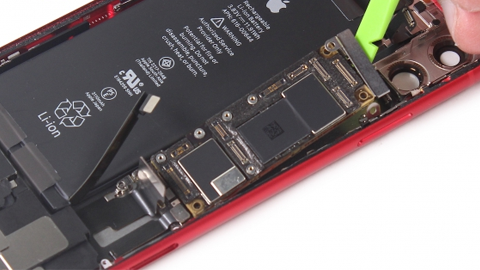 Sửa main iPhone 11 bị lỗi không nhận sạc