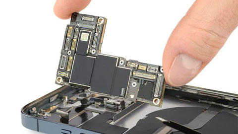 Sửa main iPhone 12 Pro Max bị hư ổ cứng