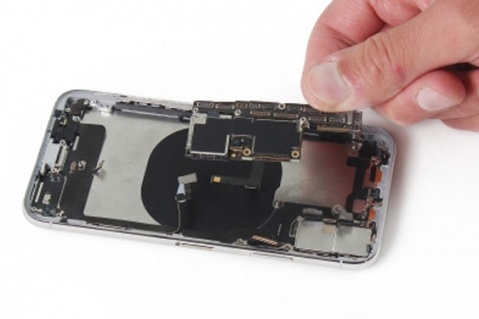 Sửa main iPhone XS bị mất đèn màn hình