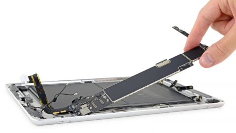 Sửa main iPad 8 bị lỗi cảm ứng