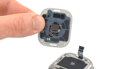 Thay mặt lưng Apple Watch Ultra 2