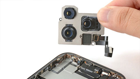 Thay camera sau iPhone 16 Pro Max