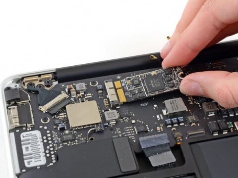 Sửa MacBook Air 13 2015 A1466 lỗi ic wifi bluetooth
