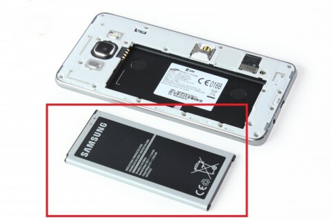 Thay pin Samsung Galaxy J5 2016